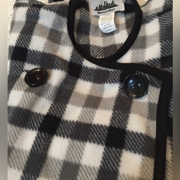 🆕WOT Metropolitan black & white plaid houndstooth cape shawl poncho OS fleece - Picture 3 of 4